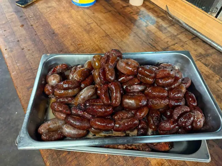 Tray of smoked hot links